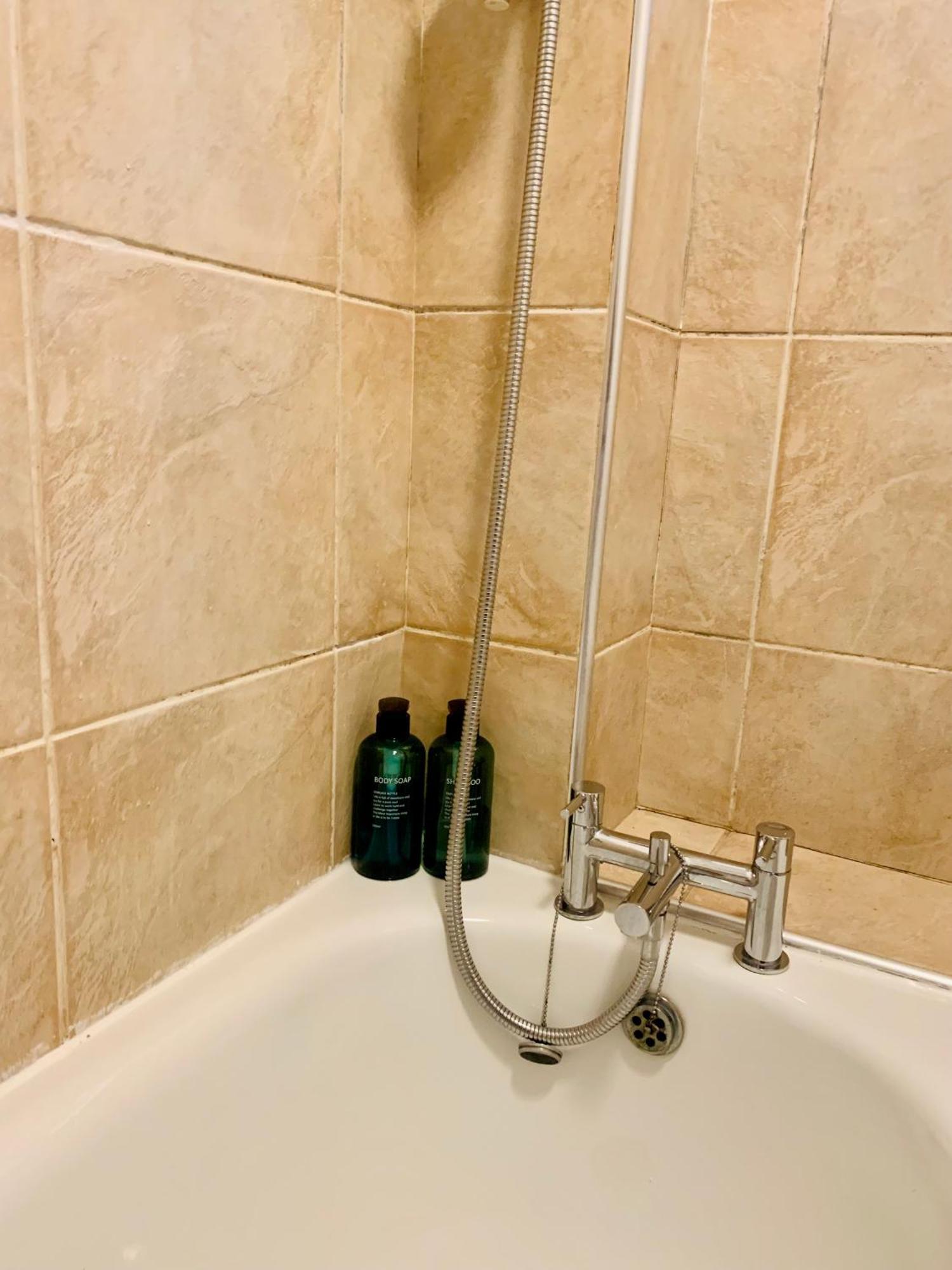 London Apartment Finsbury Park Zone 2 - 10 Minutes To Central Londen Buitenkant foto