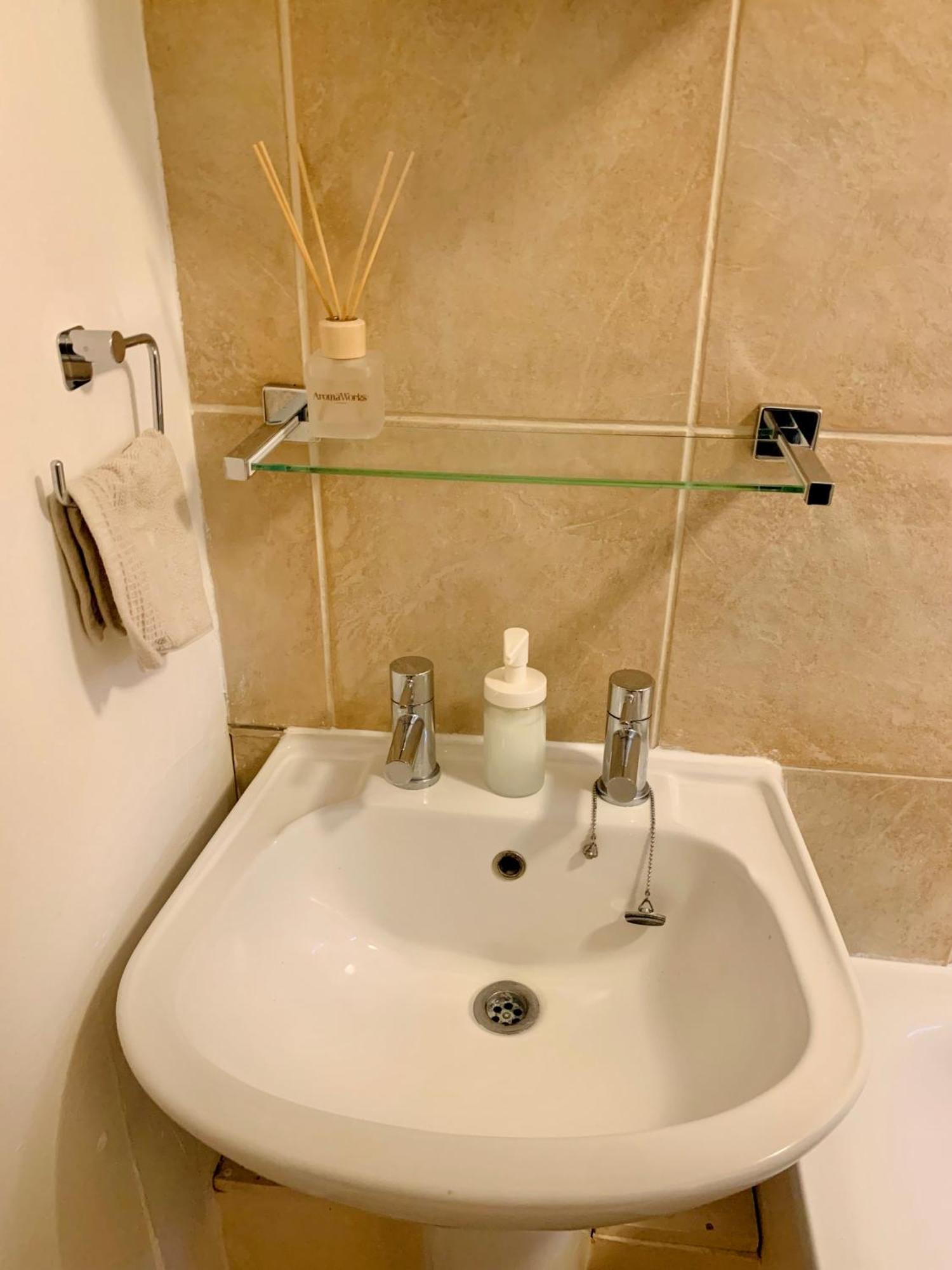 London Apartment Finsbury Park Zone 2 - 10 Minutes To Central Londen Buitenkant foto