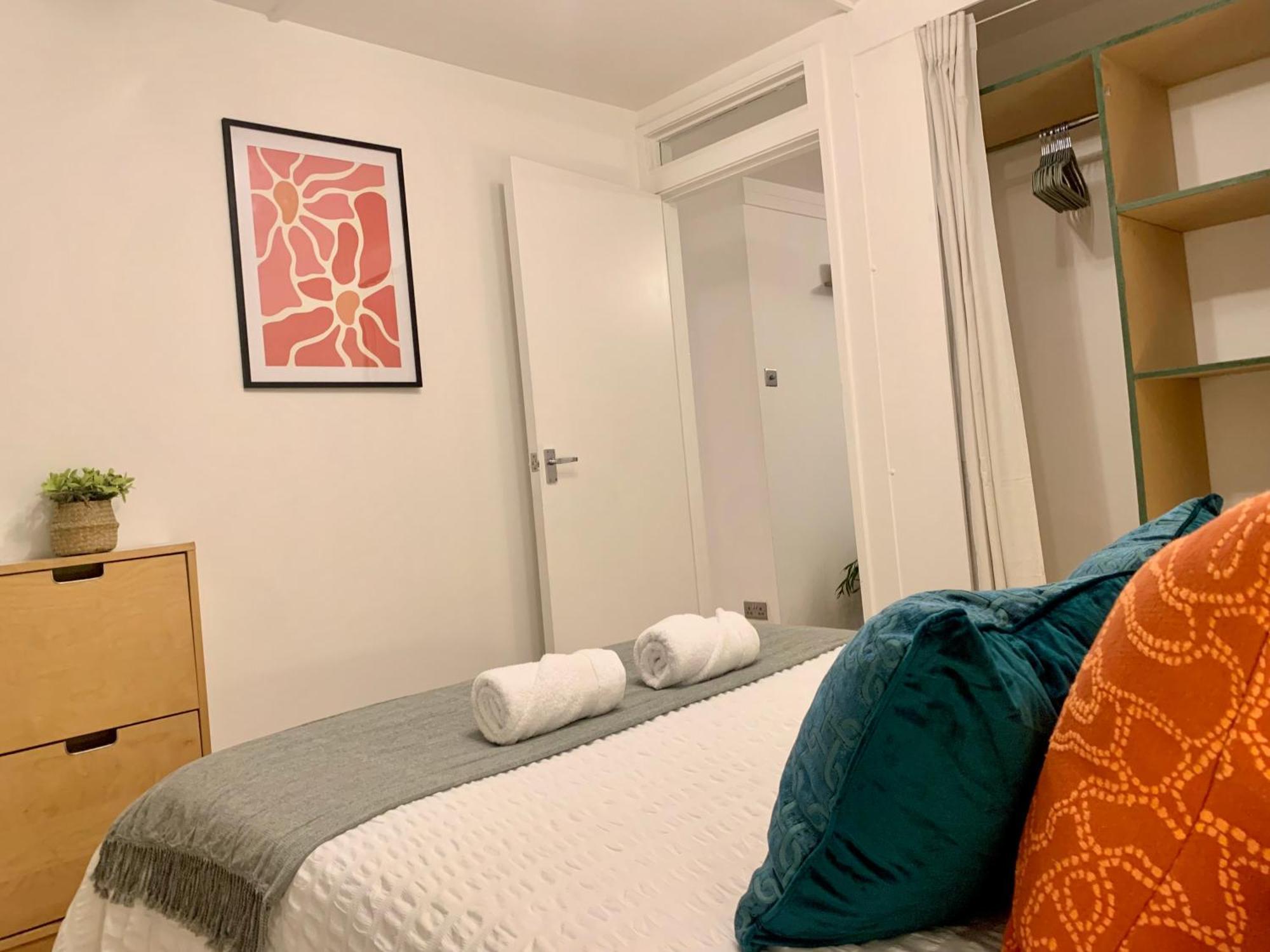 London Apartment Finsbury Park Zone 2 - 10 Minutes To Central Londen Buitenkant foto