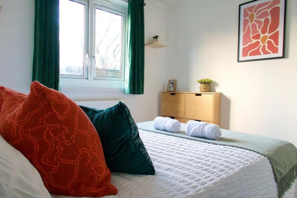 London Apartment Finsbury Park Zone 2 - 10 Minutes To Central Londen Buitenkant foto